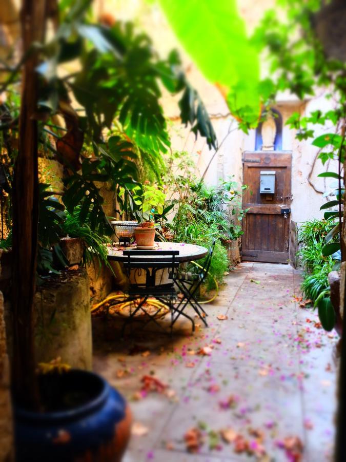 Maison D'Almes Adissan Buitenkant foto